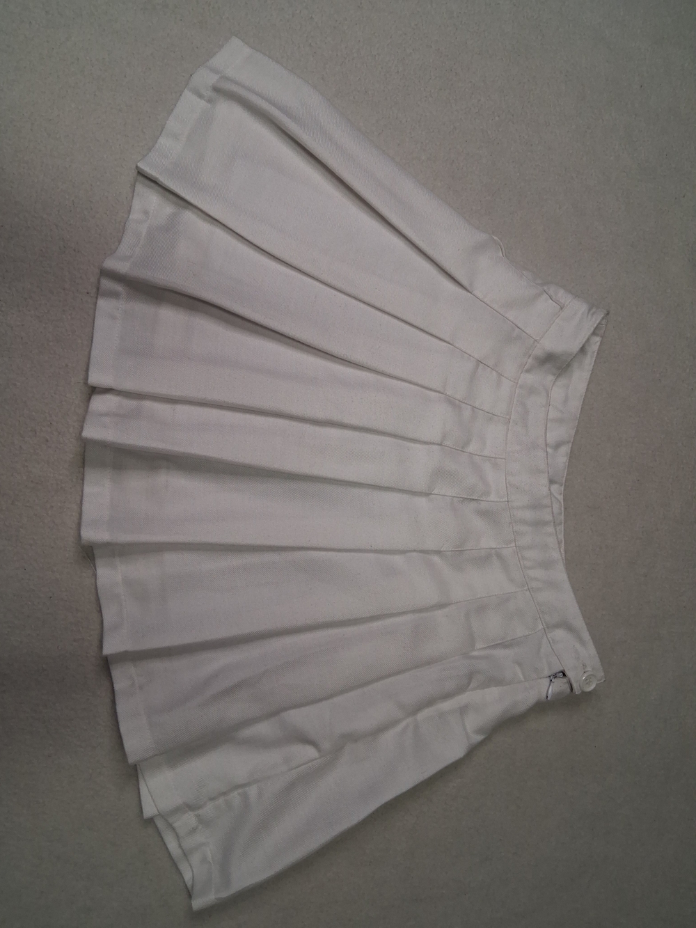 Forever 21 White Pleated Circle Skirt